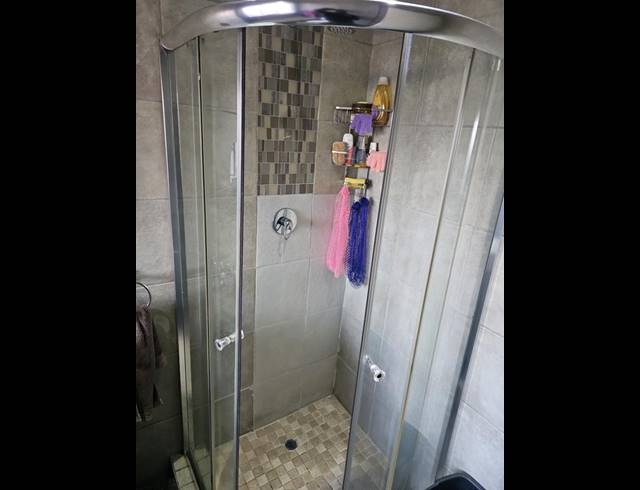 2 BEDROOM PROPERTY TO RENT IN KENSINGTON